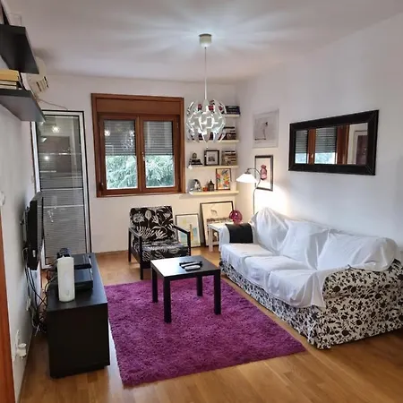 Apartment One Bedroom Centre *