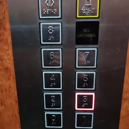 One Bedroom Centre Apartment